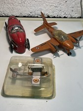 giocattoli d'epoca in latta