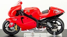Yamaha YZR-M1 Max Biaggi 2002
