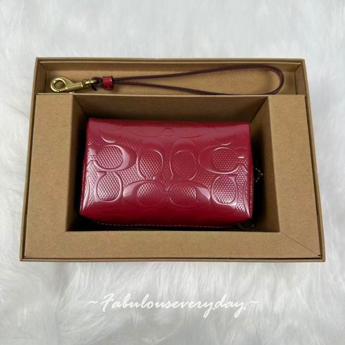 Coach boxed essential mini - coach,