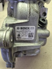 Pompa iniezione  Audi A6 c7 dal 2013 al 2018 BOSCH 0445010537   04L130755D