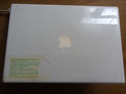Apple macbook a1181 - apple,