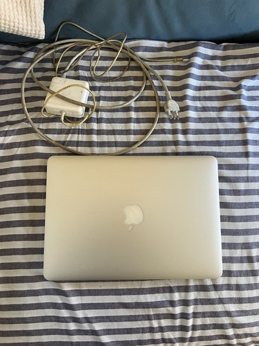 Apple macbook pro 256gb - apple,