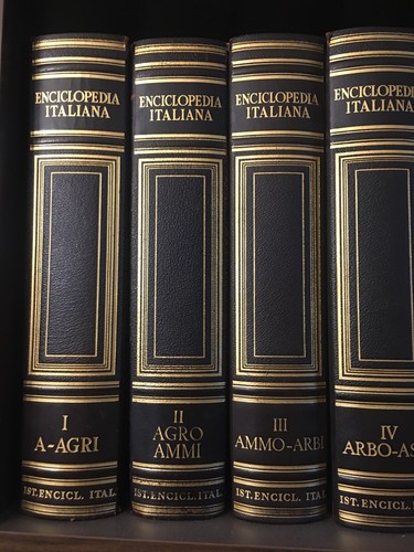 Enciclopedia italiana treccani - enciclopedia,
