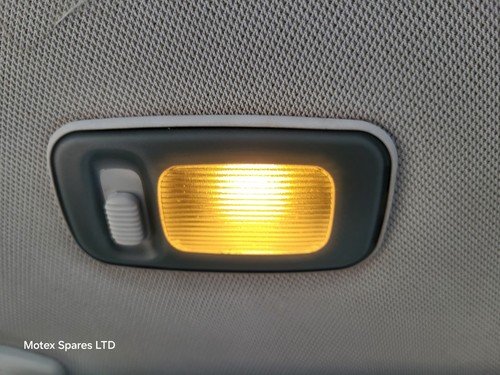 Faro parasole lato guida tetto