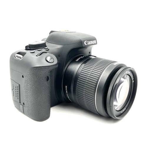 Fotocamera canon eos 750d - fotocamera,