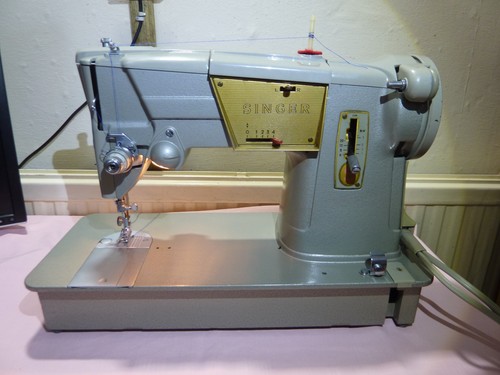 Macchina cucire resistente - macchina,