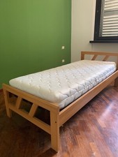 Letto singolo- una piazza- legno- completo di materasso