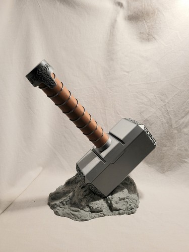 Marvel avengers replica - marvel,