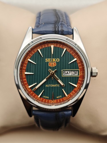 Orologio insieme con - orologio, quadrante