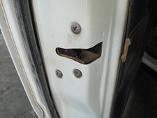 LEFT FRONT DOOR LOCK / 2545292