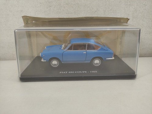 Auto vintage fiat 850 coupe - vintage,