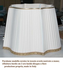 Paralume tronco cono cornice tessuto avorio nastrato a mano bordo oro lavorato