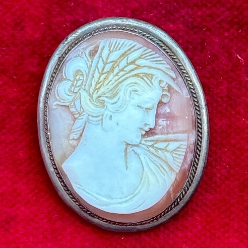 Cammeo figura femminile