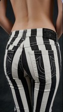 True Religion White/Black