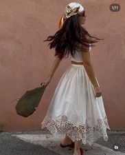 Gonna midi svasata ricamata