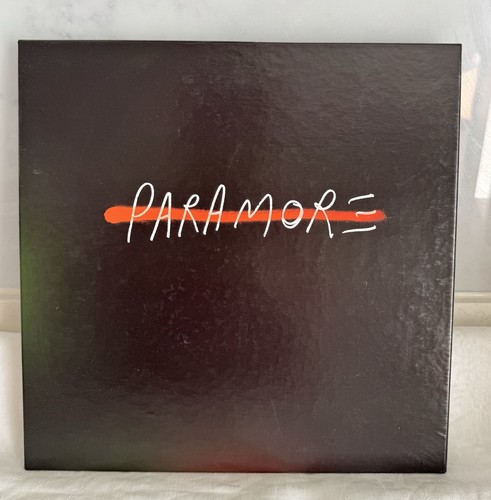 Paramore self titled limited - paramore,