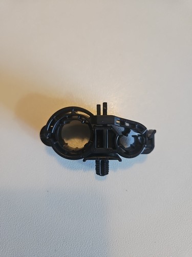 Clip passaggio tubi - tubi, aria