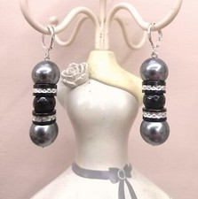Orecchini Acciaio Perle Grigie E Onice Nero