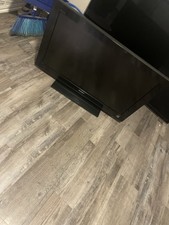 Sony KDL-32BX320 32" LCD 1080p