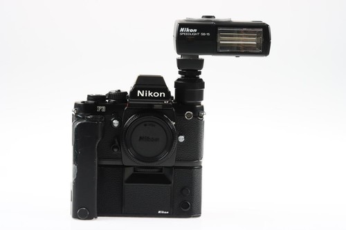 Nikon con pacchetto - f3,