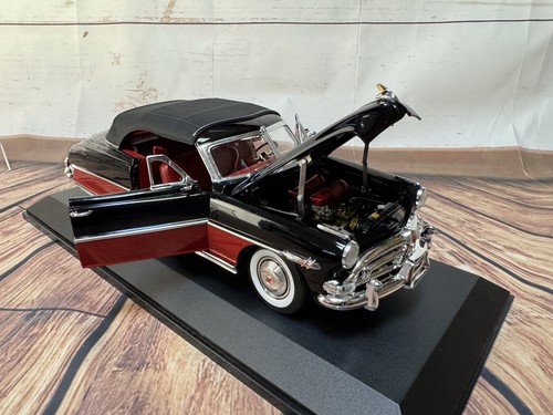 Autoart hudson hornet - 🚗,