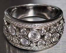 Anello a fascia QVC in argento