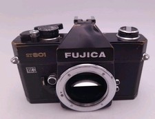 (2999) Fotocamera Fujica ST 801 (corpo) - fotocamera reflex 35 mm - nero - stato: medio 