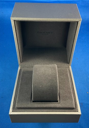 Chaumet watch box - box, vintage