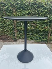 Tavolino Postmoderno in ghisa Porada Arredi