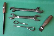 LOTTO 6 ANTICHI UTENSILI CHIAVI MECCANICA IN FERRO VECCHI MESTIERI. NNN24