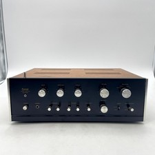Vintage Sansui AU-555A Solid