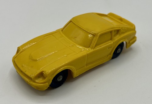 Datsun 240z jaune tomte - datsun,