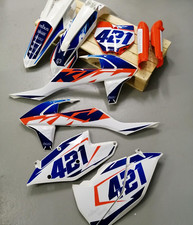 Plastiche + Grafica applicata