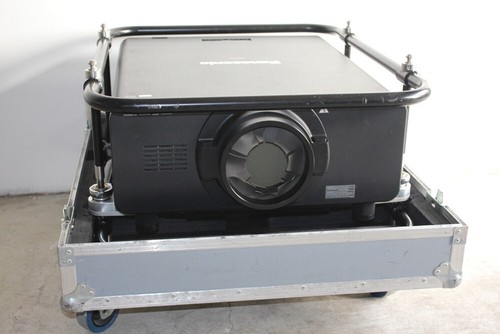 Panasonic dz21k2 3 dlp - *panasonic, pt-dz21k2*3-dlp