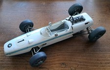 Auto da corsa vintage Schuco