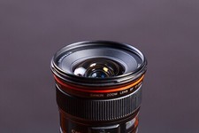 Canon EF 17-35 f/2.8 Serie L Ultrasonic Usato, tappi e paraluce originali