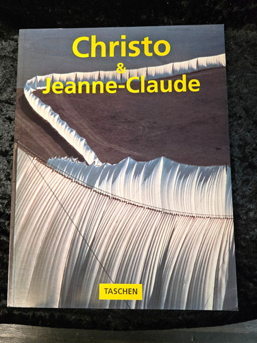 Christo jeanne claude by - christo, jeanne-claude