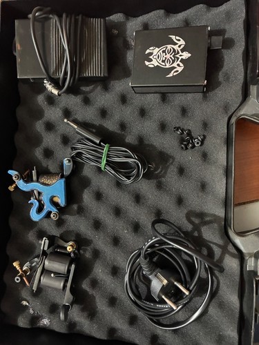 Kit completo per tatuaggi