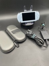Sony PSP 2000 console /