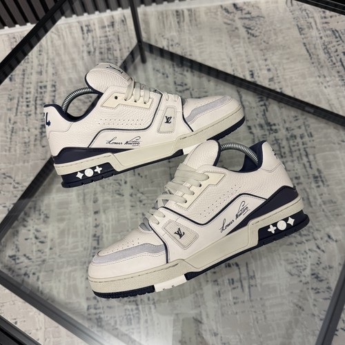 Sneakers louis vuitton - louis,