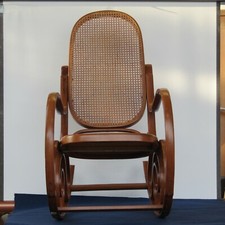 SEDIA A DONDOLO MOD. THONET " CRASSEVIG "  LEGNO FAGGIO CURVATO - ITALIA VINTAGE