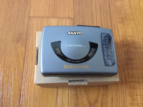 Sanyo personal stereo - sanyo,