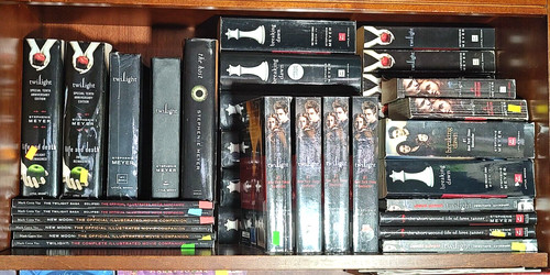Twilight series books dvd - twilight,