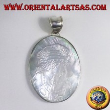 Ciondolo In Argento Cammeo Su Madreperla