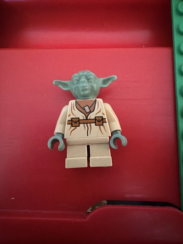 Lego star wars yoda minifigure - star,