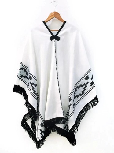 Poncho tradicional - ⚜️poncho,
