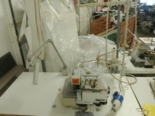 macchina da cucire industriale usata