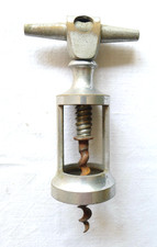 VECCHIO CAVATAPPI ITALIANO 2 COLONNE BULL HEAD OTTONE VINTAGE FUNZIONANTE