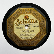 NOBLE SISSLE & HIS SIZZLING