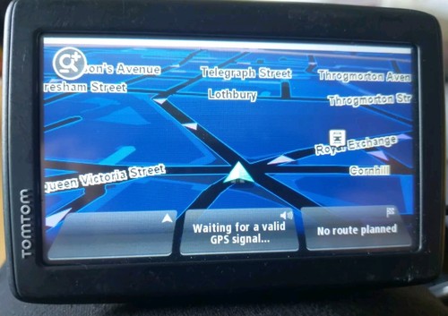 Navigatore satellitare tom - navigatore,